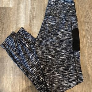 High waisted leggings